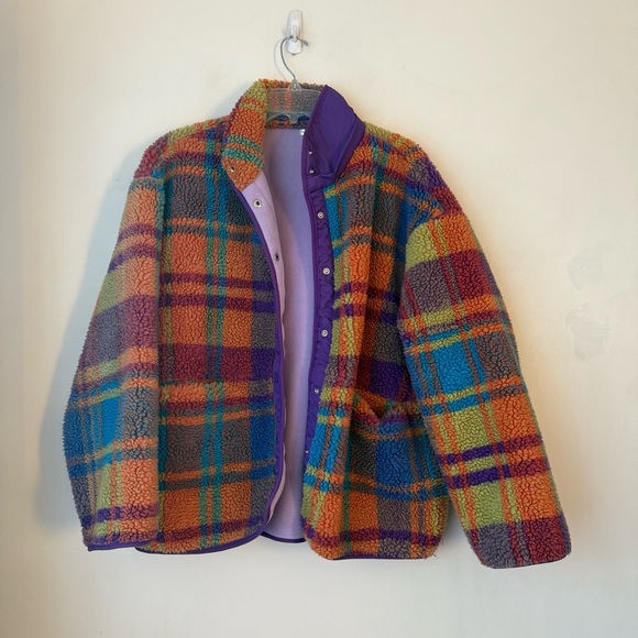throwing tiny fits Jackets & Blazers - Throwing Tiny Fit Colorful Plaid Sherpa Teddy Jacket L